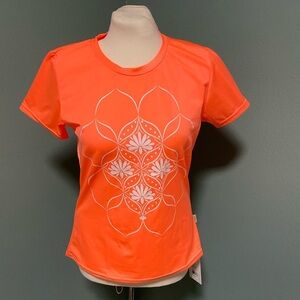 O’Neill graphic shirt